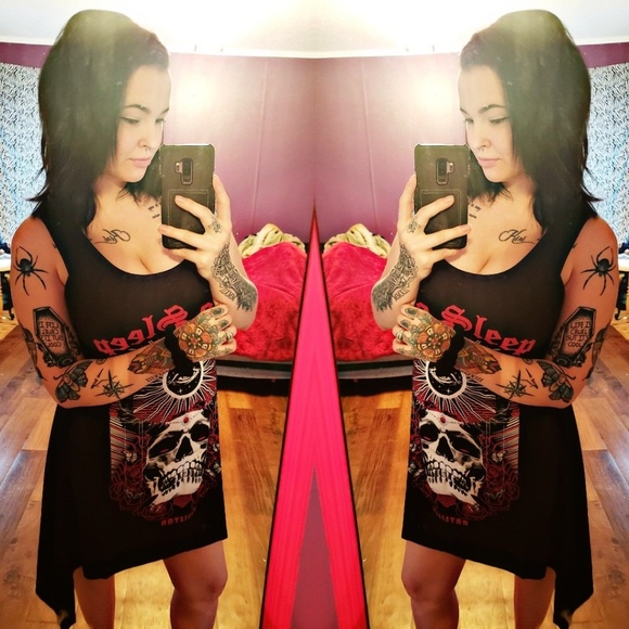 Meet your Posher, Kristen - Picture 1 of 1